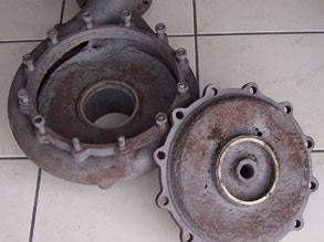 受侵蚀的泵垫板和蜗壳侵蚀 受侵蚀的泵垫板和蜗壳侵蚀