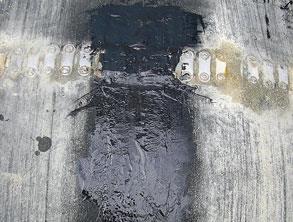 用一种贝尔佐纳 (Belzona) 橡胶修复液修复的受损处 用一种贝尔佐纳 (Belzona) 橡胶修复液修复的受损处